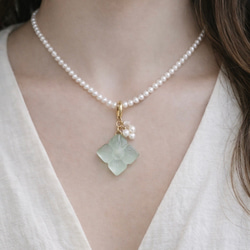 14KGF カランコエカットグリーンアメジスト 淡水パール マグネットネックレス 5枚目の画像