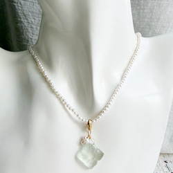 14KGF カランコエカットグリーンアメジスト 淡水パール マグネットネックレス 6枚目の画像