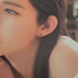 3ミリ【つけっぱなし】極小ブルートパーズピアス 四角 6枚目の画像