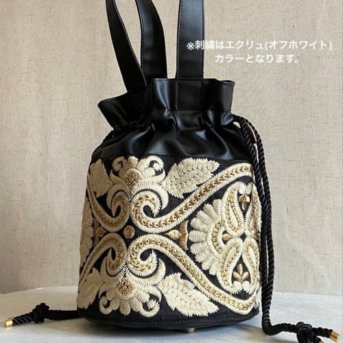 no.605 フェイクレザー 丸底 巾着 バッグ ショルダー 刺繍リボン 黒