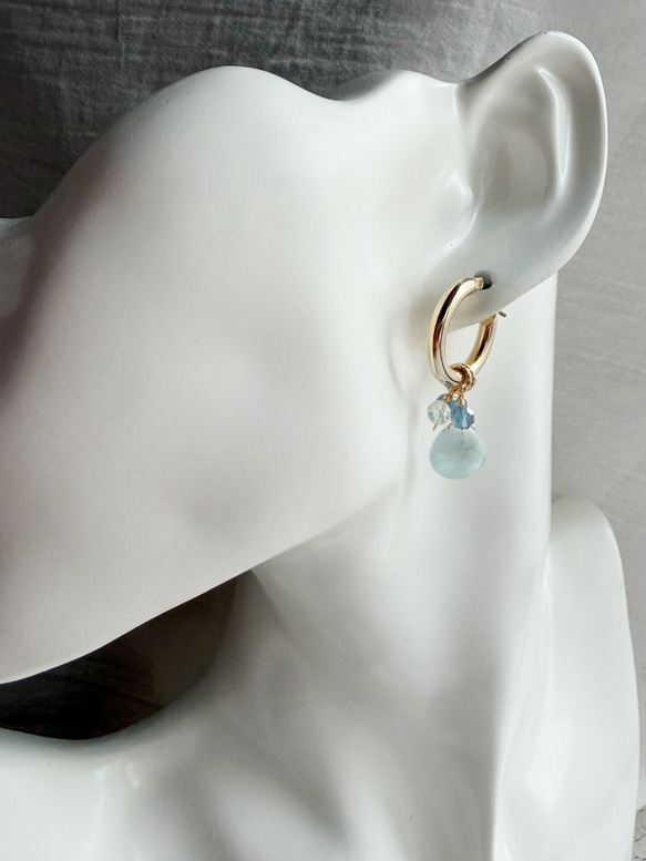 チタン アクアマリン 水晶 フープピアス 8枚目の画像