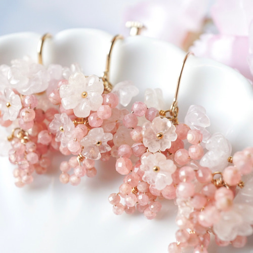 桜を纏う」天然石 ピアス イヤリング モルガナイト インカローズ 4月