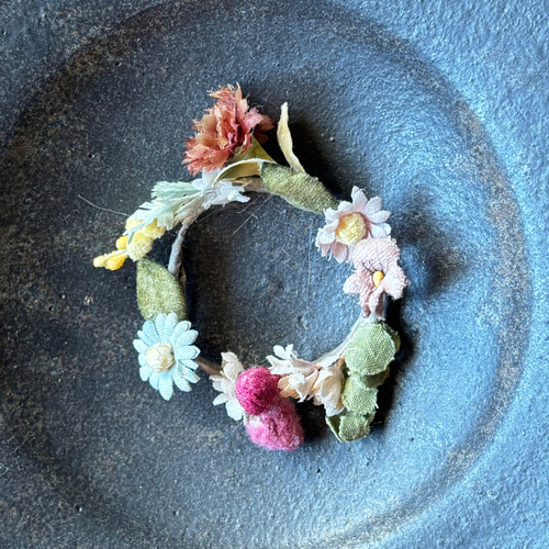 コサージュ 布 花 カーネーション ミモザ すみれ ミニリース ブローチ