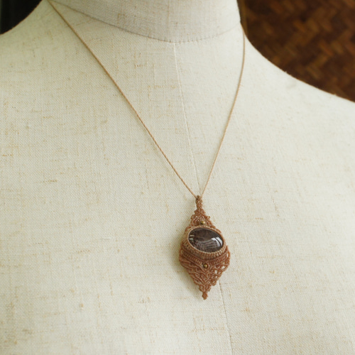 マクラメ編みガーデンクォーツペンダント ネックレス・ペンダント