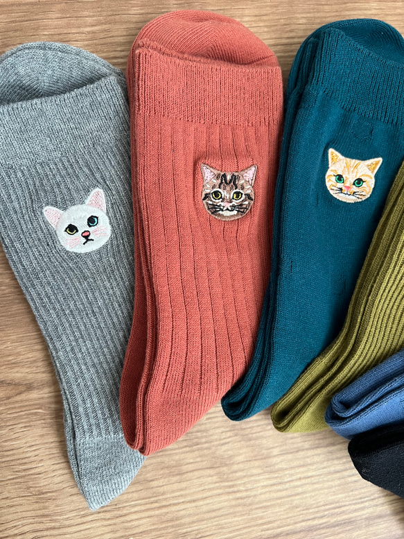 新作♫ 毛並みまで感じる猫刺繍の紳士靴下 6柄単品 2枚目の画像
