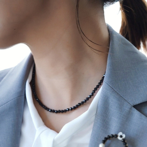 ブラックスピネル シンプルネックレス / サージカルステンレス 天然石