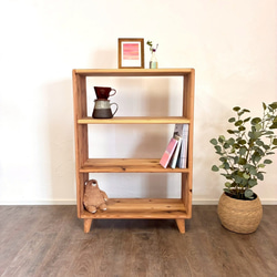 国産杉の無垢材でつくるツリー型本棚】角が丸く安心安全 ブック