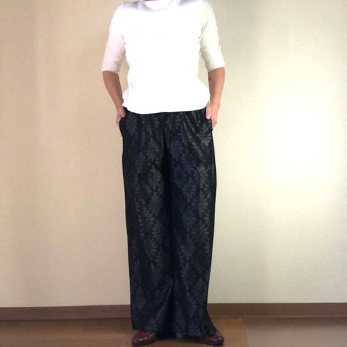 大島紬のローブカーディガンとワイドパンツ セットアップ グレー 着物