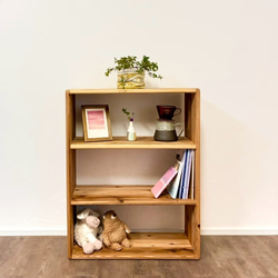 国産杉の無垢材でつくるツリー型本棚】角が丸く安心安全 ブック