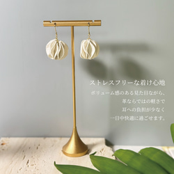 【フォーマルでもOK】鹿革オーナメントピアス　イヤリング変更可 6枚目の画像