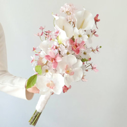 受注制作】再々販 桜❀胡蝶蘭とカラーリリーのウェディングブーケ