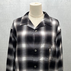 男女印花貓咪刺繡漸層格紋長袖襯衫 第3張的照片