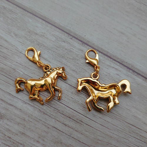 horse charm 《ゴールド(アンティーク加工あり)》馬 うま バッグ