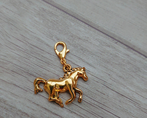 horse charm 《ゴールド(アンティーク加工あり)》馬 うま バッグ