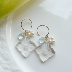 【カランコエの雫】14KGF カランコエカット水晶 アクアマリン ピアス 2枚目の画像