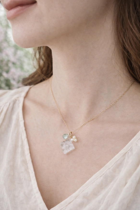 【カランコエの雫】14KGF カランコエカット水晶 アクアマリン ネックレス 4枚目の画像