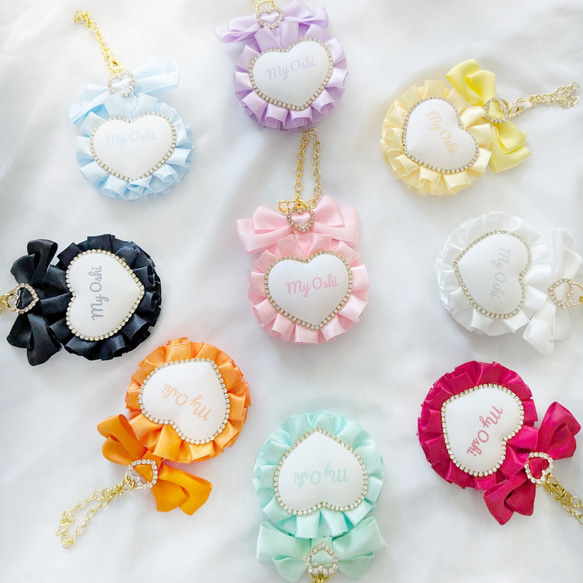 名入れ♡キラキラシェル✨ラメ✨ドロップハートチャームホワイト系♡iPhone お好きな文字入れ可♡全9色】リボンとハートの推し色チャーム フリルが