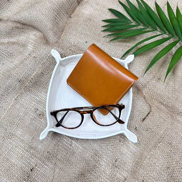 滑らかな肌触り　鹿革アクセサリートレイ 3枚目の画像