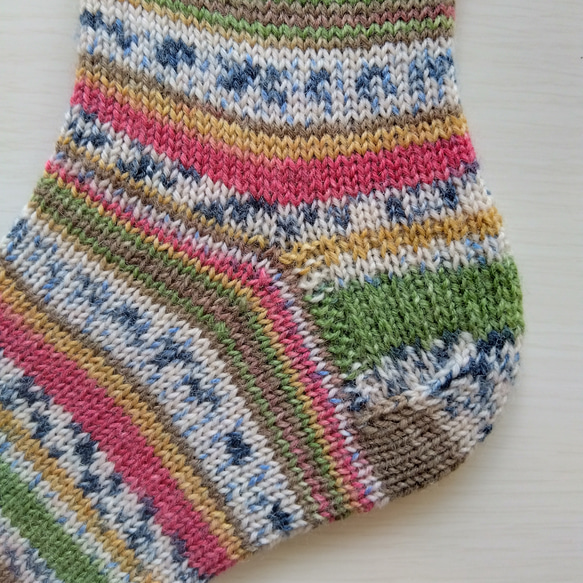 手編みの靴下（23cm～24.5cm）☆ロリポップ色＊洗濯機OK！ 5枚目の画像