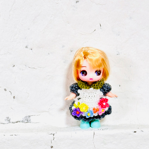 フラワーエプロン&ワンピース（ぷちリカちゃん、みつごのあかちゃん