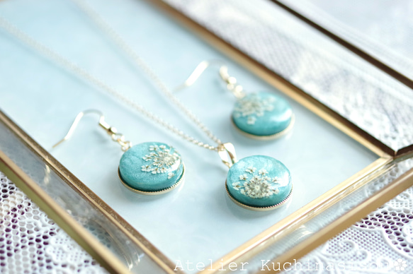 【訂製款】樹脂藝術圓形吊墜 <綠山> 第10張的照片