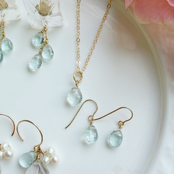 【カランコエの雫】14KGF アクアマリン ペアシェイプ ピアス 8枚目の画像