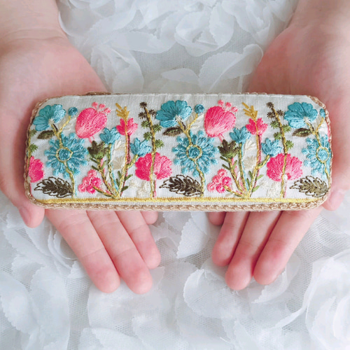 刺繍リボンの母の日限定割引セミオーダーメイド メガネケース〈ギフト