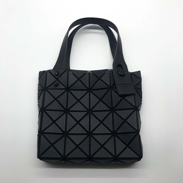 バオバオ イッセイミヤケ BAO BAO ISSEY MIYAKE ミニバッグ