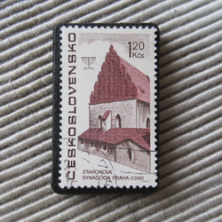 アップサイクル　チェコスロバキア　切手ブローチ1054 1枚目の画像