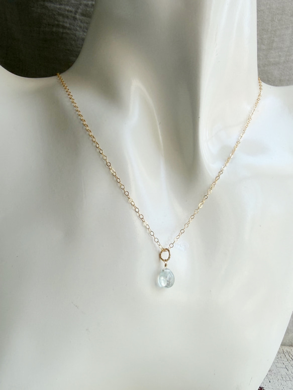 【カランコエの雫】14KGF アクアマリン ペアシェイプ ネックレス 3枚目の画像