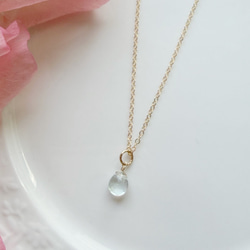 【カランコエの雫】14KGF アクアマリン ペアシェイプ ネックレス 1枚目の画像