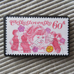 アップサイクル　チェコスロバキア　切手ブローチ1060 1枚目の画像