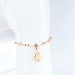 【365日企画】4/9誕生日カラー 『黄昏の小陽(ウォールフラワー）』ガラスアクセサリー 6枚目の画像