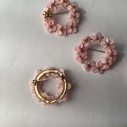 桜のブローチ 3枚目の画像