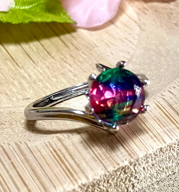 ダブレットクリスタル ☆ビビッドカラー ピンク×グリーン フリーサイズリング 天然石 指輪 4枚目の画像