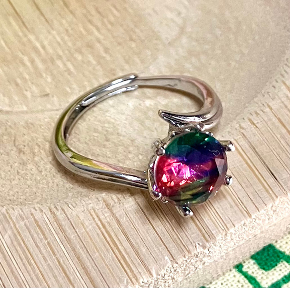 ダブレットクリスタル ☆ビビッドカラー ピンク×グリーン フリーサイズリング 天然石 指輪 6枚目の画像