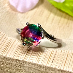 ダブレットクリスタル ☆ビビッドカラー ピンク×グリーン フリーサイズリング 天然石 指輪 3枚目の画像