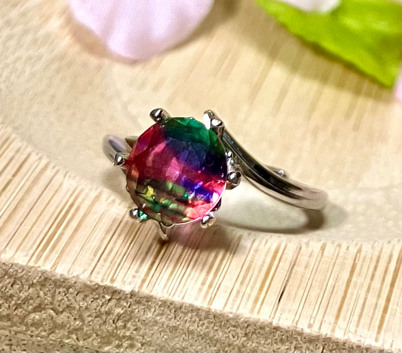 ダブレットクリスタル ☆ビビッドカラー ピンク×グリーン フリーサイズリング 天然石 指輪 3枚目の画像