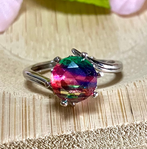 ダブレットクリスタル ☆ビビッドカラー ピンク×グリーン フリーサイズリング 天然石 指輪 7枚目の画像