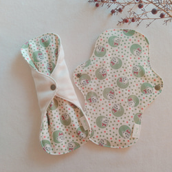 【布ナプキン】無添加ネル&ガーゼ レトロなねこ柄 23cm 2枚セット 1枚目の画像