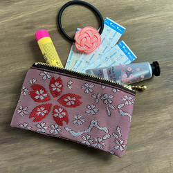 畳縁　笔盒　日式　櫻花盛開　紅色的櫻花 第6張的照片