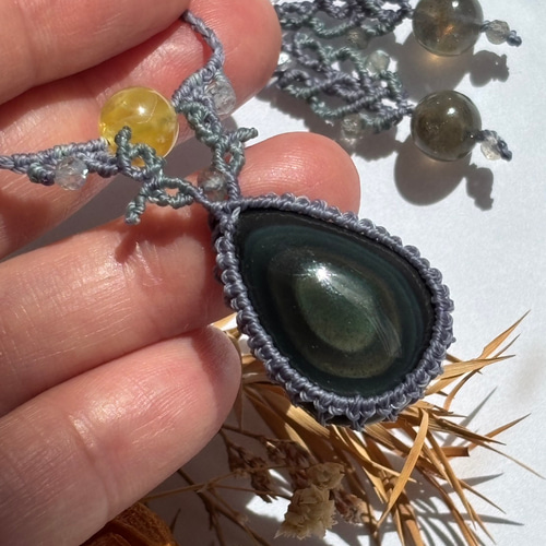 ご予約済｜レインボーオブシディアン マクラメペンダントネックレス