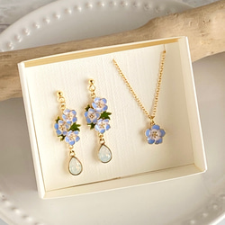 スワロフスキー ネックレス＆ピアス（イヤリング）セット＊アズール