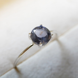 （925銀）寶石級堇青石刻面銀戒指（6毫米） 第10張的照片