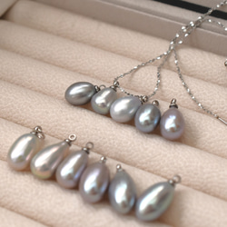 春季新品【自選款式】大號 AAAA 級灰色銀色淡水珍珠吊墜醫用級不銹鋼項鍊 第17張的照片