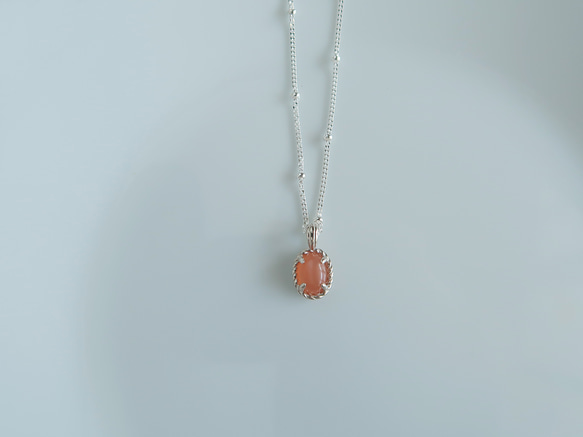 925純銀 澄月光石 細麻花邊 爪鑲 項鍊 (2種鍊型可選) 免費送禮包裝 第11張的照片