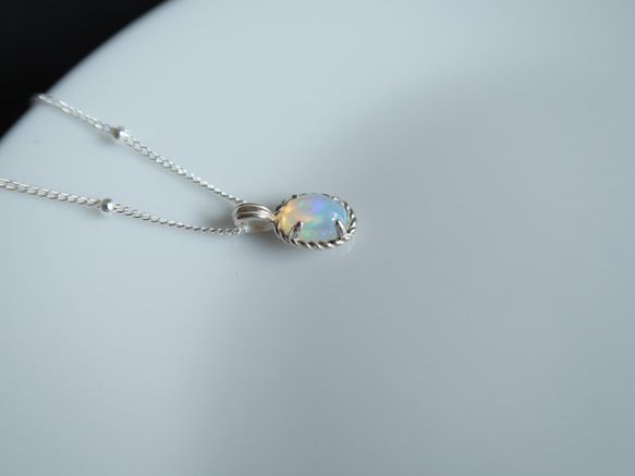 925純銀 蛋白石 細麻花邊 爪鑲 項鍊 (2種鍊型可選) 免費送禮包裝 第10張的照片