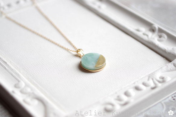 【訂製款】樹脂藝術圓形吊墜（阿波羅聖樹） 第7張的照片