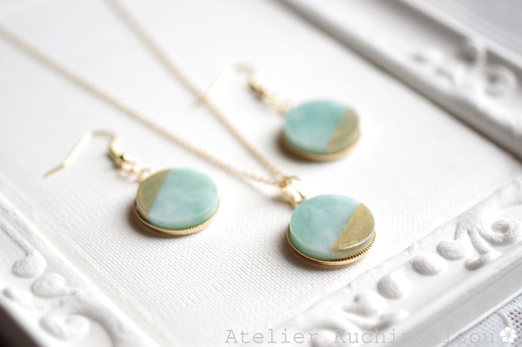 【訂製款】樹脂藝術圓形吊墜（阿波羅聖樹） 第10張的照片