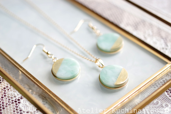 【訂製款】樹脂藝術圓形吊墜（阿波羅聖樹） 第9張的照片